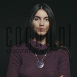 24-02-1978 Emmylou Harris at studio in Amsterdam, the Netherlands. February 24, 1978

[keywords]Headshot[/keywords]